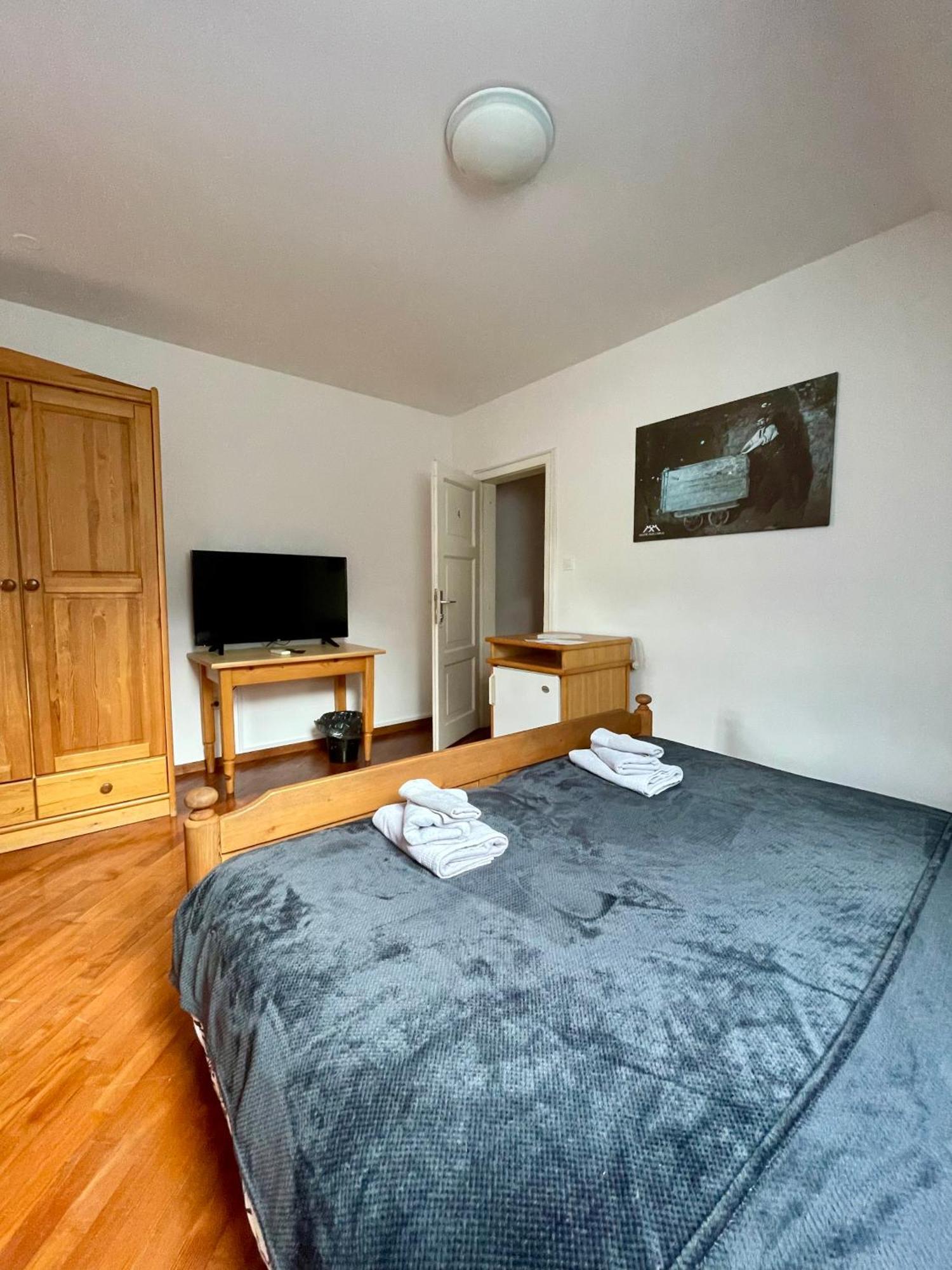 Gostisce Barbara Hotel Idrija Kültér fotó
