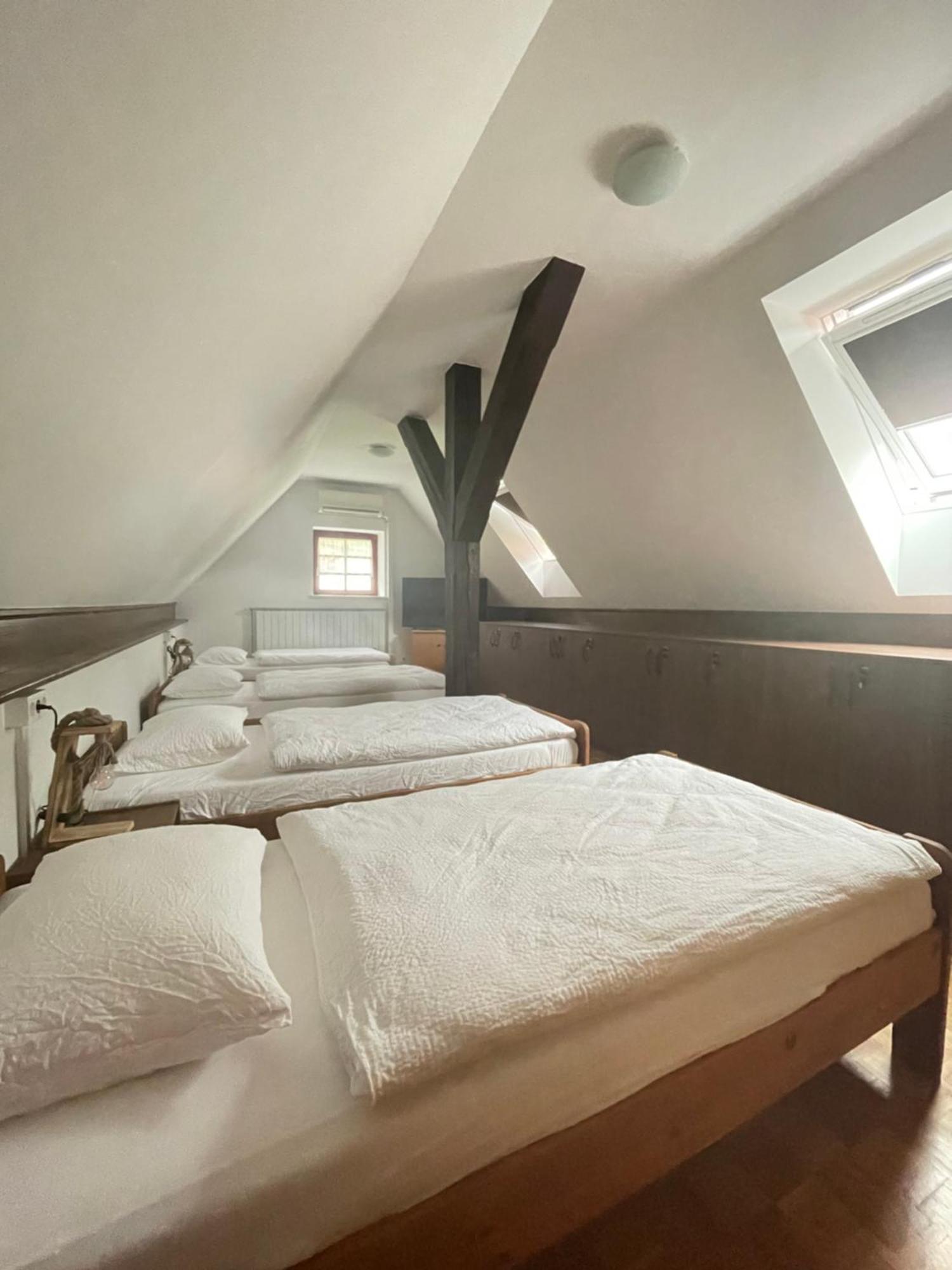 Gostisce Barbara Hotel Idrija Kültér fotó